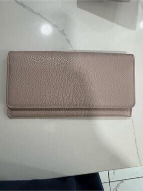 Elegant Women's Leather Clutch Wallet in Dusty Rose